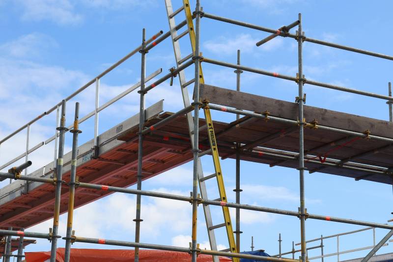 Travaux de ravalement de façade à Montivilliers pour maison ancienne : EM Batiment